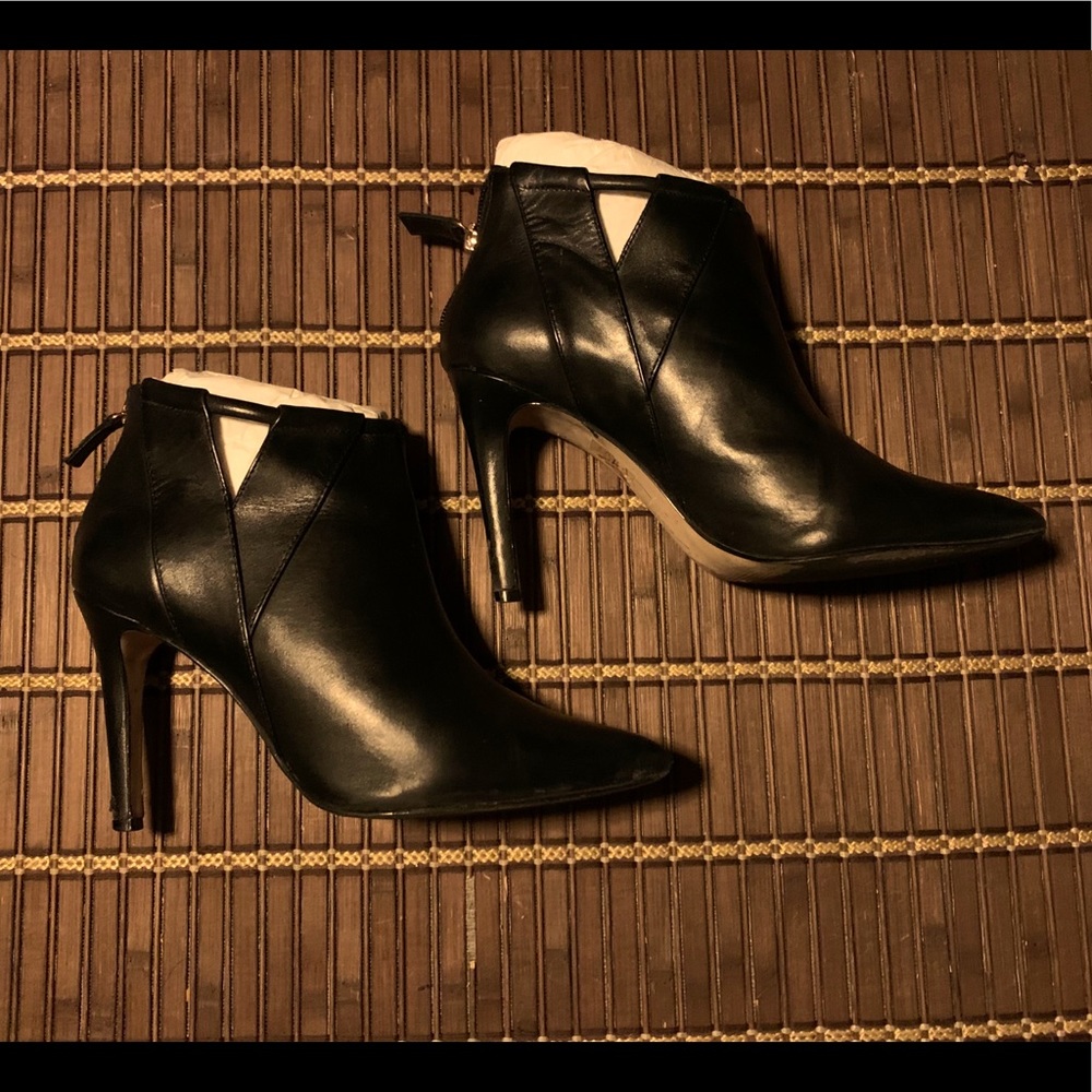 Reiss Heeled Ankle Boot Cutouts
